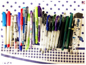 大容量的筆袋里一般放什么文具